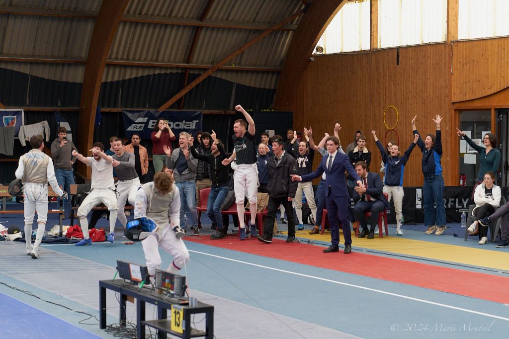 Assaut sur piste compétition